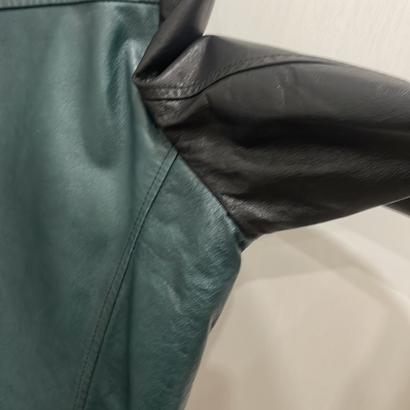 Danier Genuine Leather black and green Jacket Moto Style women’s large - Picture 11 of 13